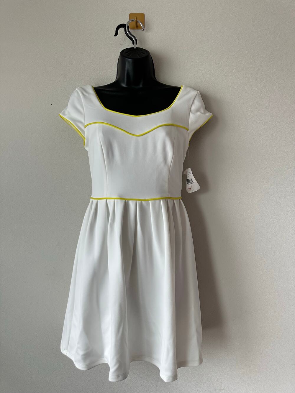 Vintage 90s Tenniscore White Fit Flare Dress Neon Yellow Trim Small NWT